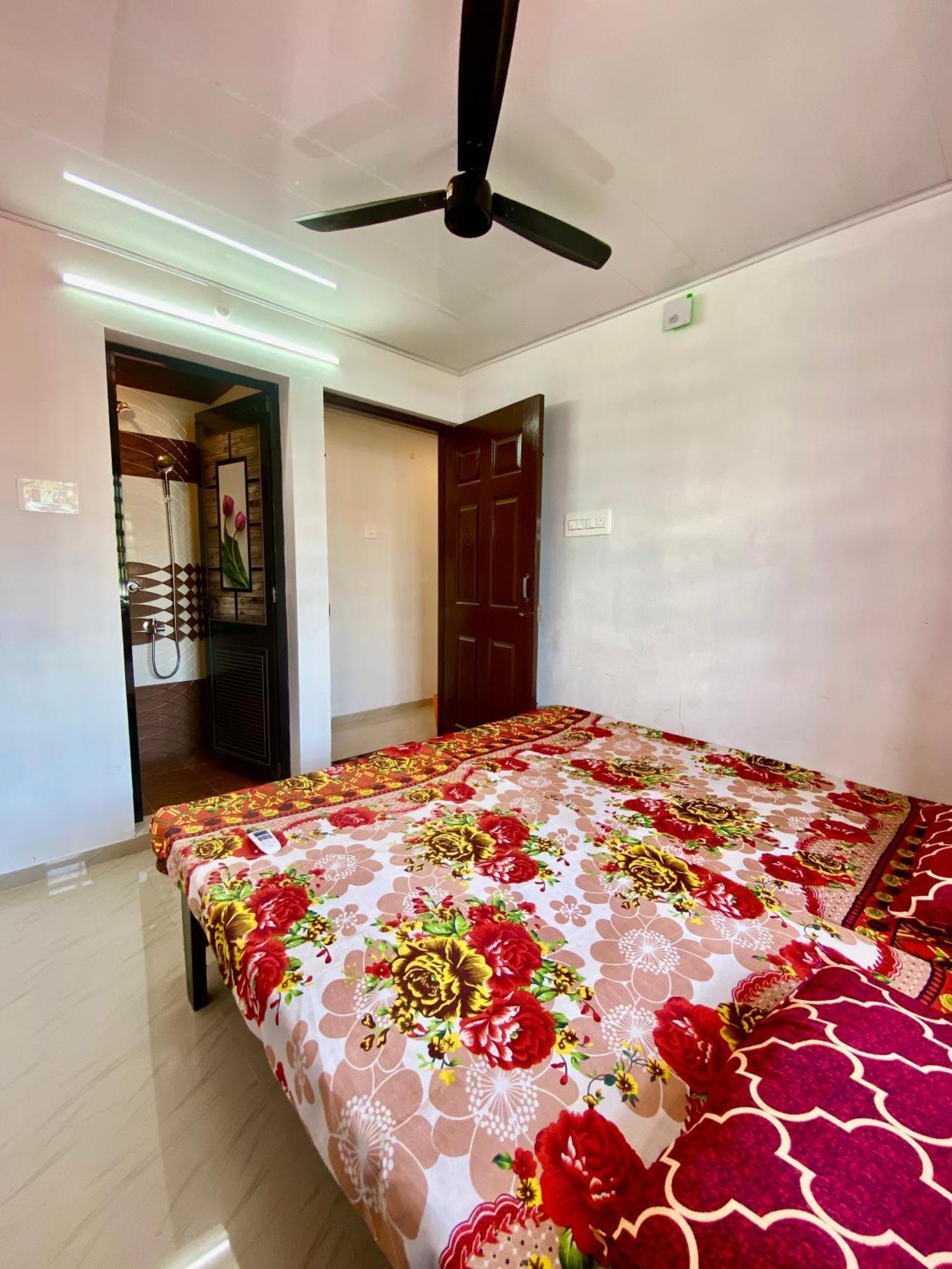 Rajatheeram Beach Homestay & Backwater Cruise Alleppey Alappuzha Bagian luar foto