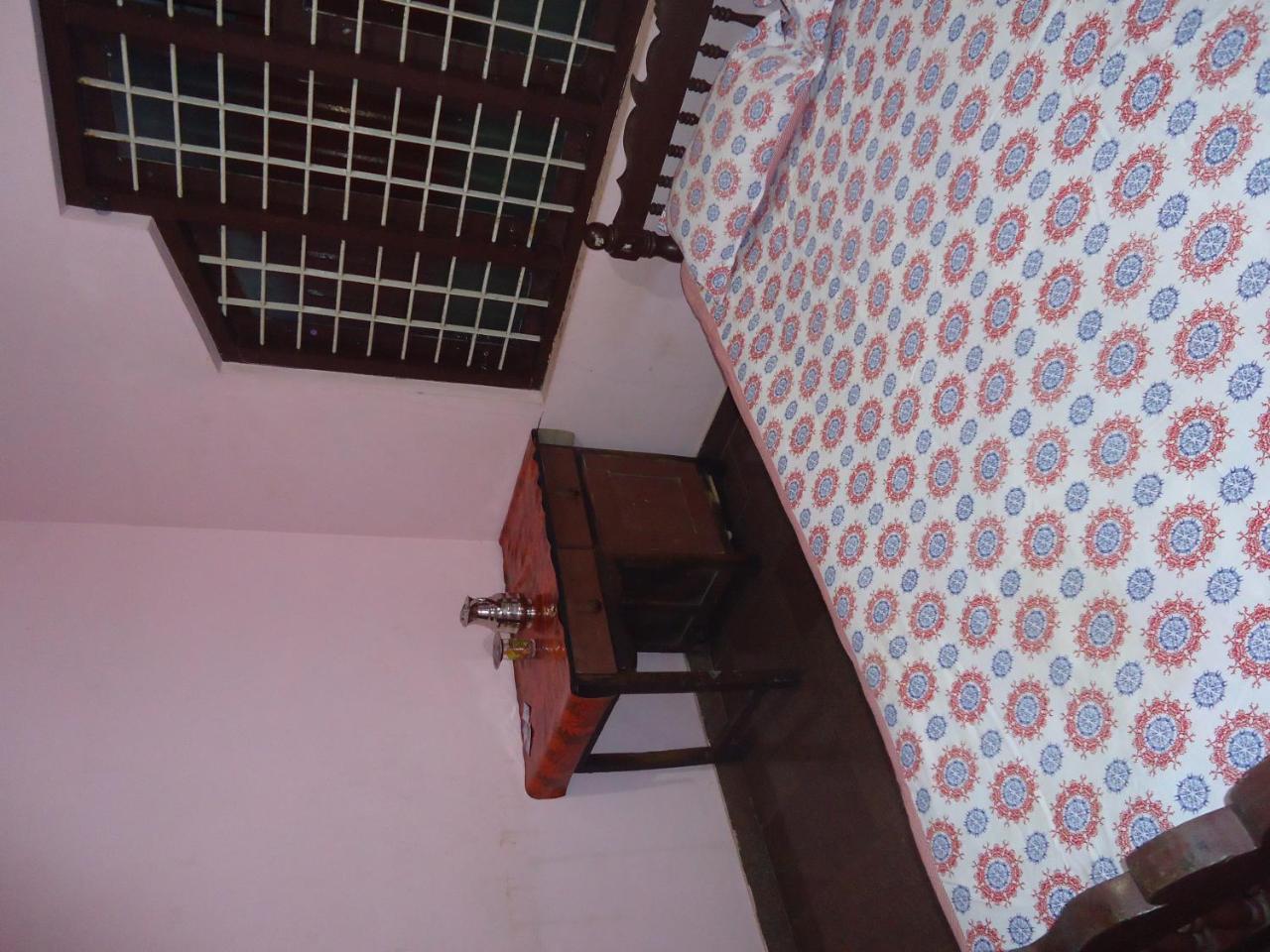 Rajatheeram Beach Homestay & Backwater Cruise Alleppey Alappuzha Bagian luar foto
