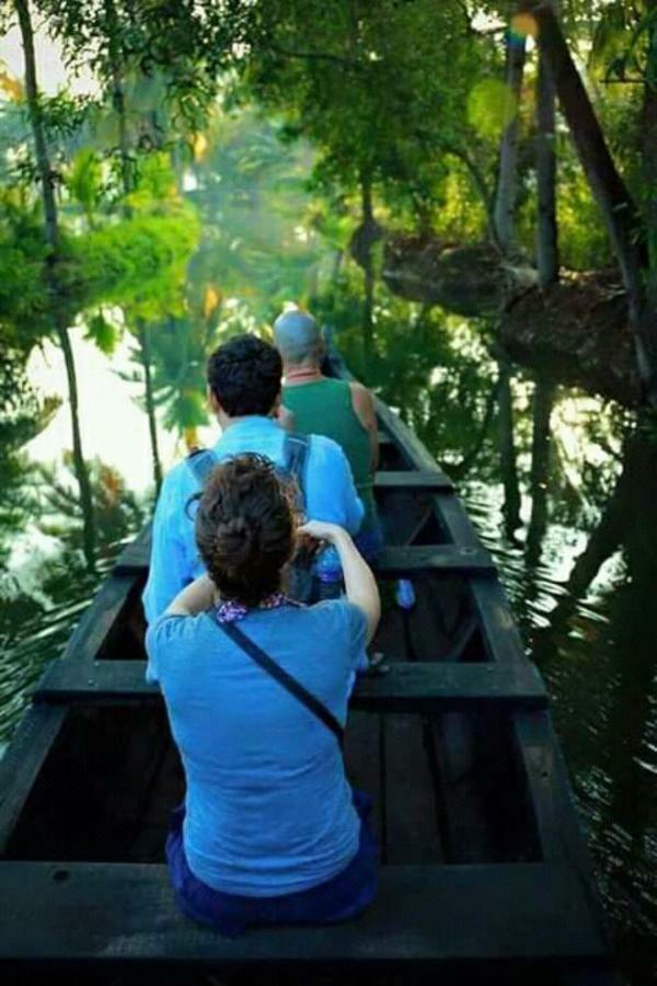 Rajatheeram Beach Homestay & Backwater Cruise Alleppey Alappuzha Bagian luar foto